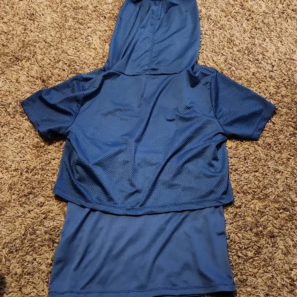 $3/Bundle- Ideology Athletic Top - Picture 3 of 4